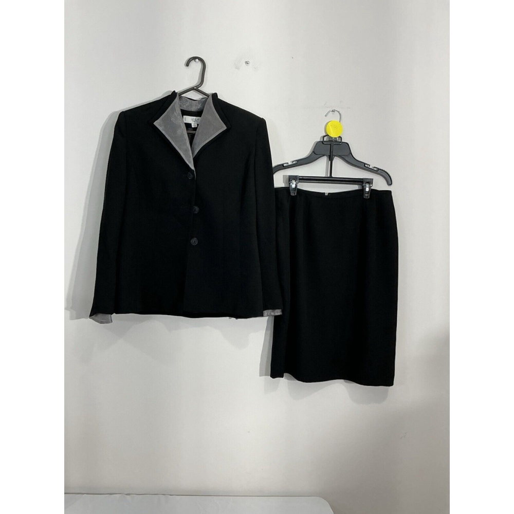 Womans LeSuit 2 Piece Jacket & Knee Length Skirt Black 8P